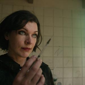 U bioskopima širom Srbije: Mila Jovović kao narko diler u distopijskom svetu "Doba sutrašnjice"