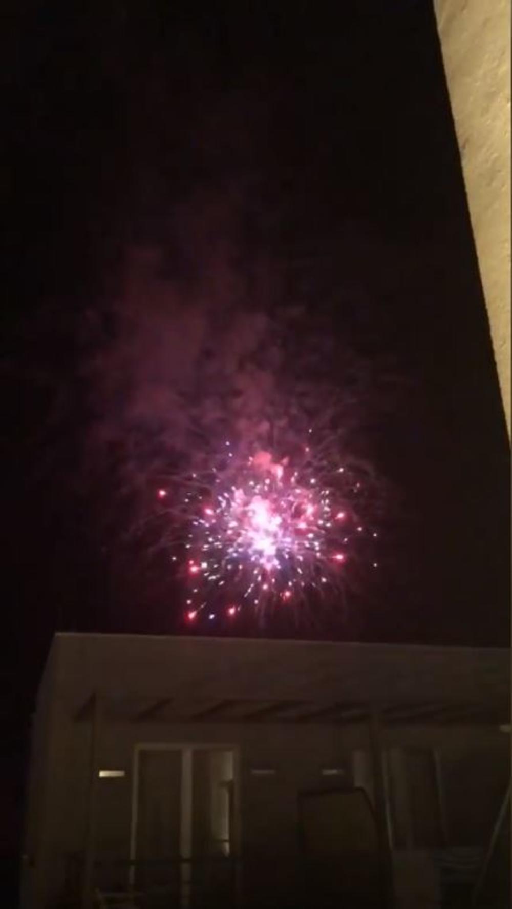 <p>Iako njen suprug ne voli da se eksponira u javnosti, lepa pevačica nije odolela, te je otkrila nekoliko zanimljivih detalja.&nbsp;</p>