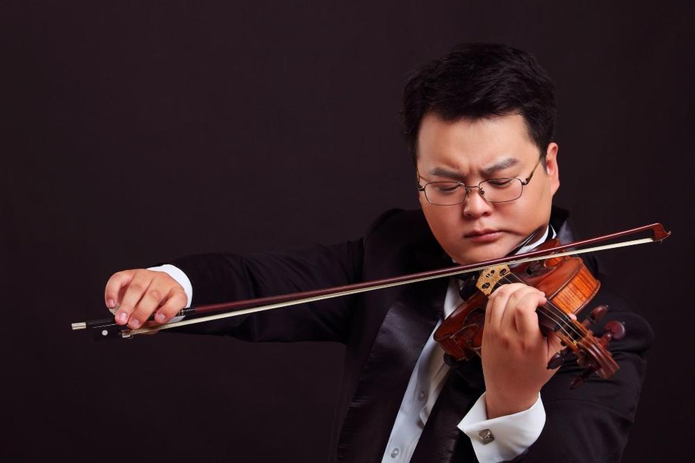 Violinista Quan Yuan - član orkestra Metropoliten opere u Njujorku