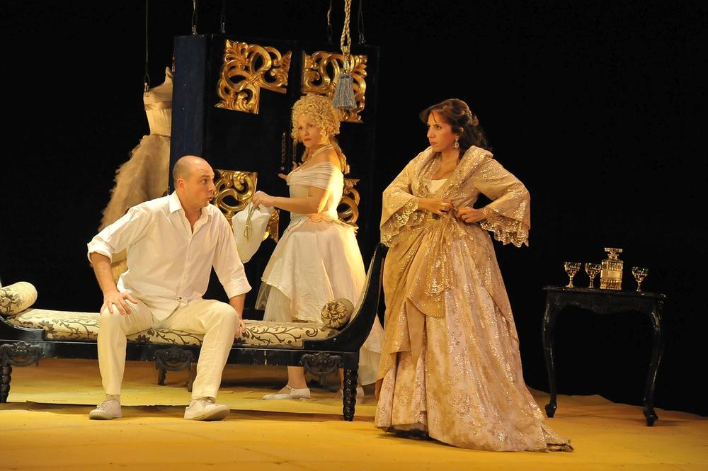 Nebojša Babić i Sofija Pižurica u operi 'Figarova ženidba