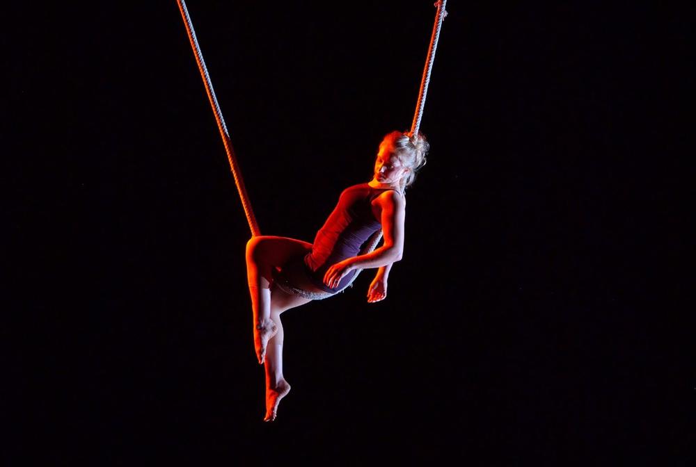 Anna Vigeland na trapezu
