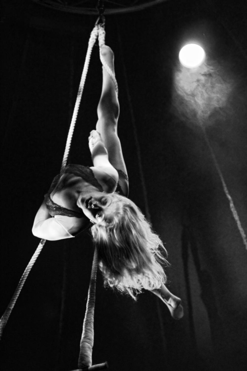 poznata izvođaćica na trapezu Anna Vigeland 