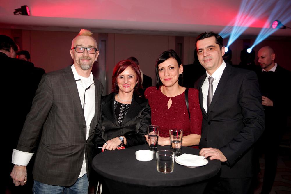 <p>Spektakularnom žurkom i glamuroznim partijem kakav dosad nije viđen na Balkanu, Adria Media Group proslavila je izuzetno uspešnu godinu!</p>