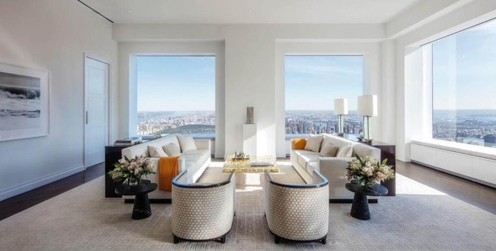 <p>Ko bude želeo da postane novi ponosni vlasnik, moraće da plati mnogo novca, ali uživaće u enterijeru ovog skupocenog njujorškog apartmana.</p>