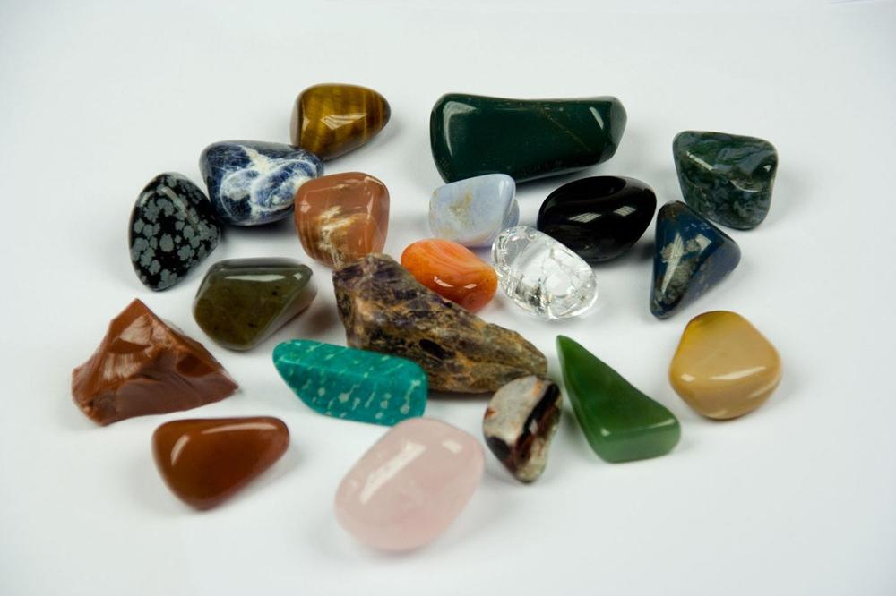 poludrago i drago kamenje