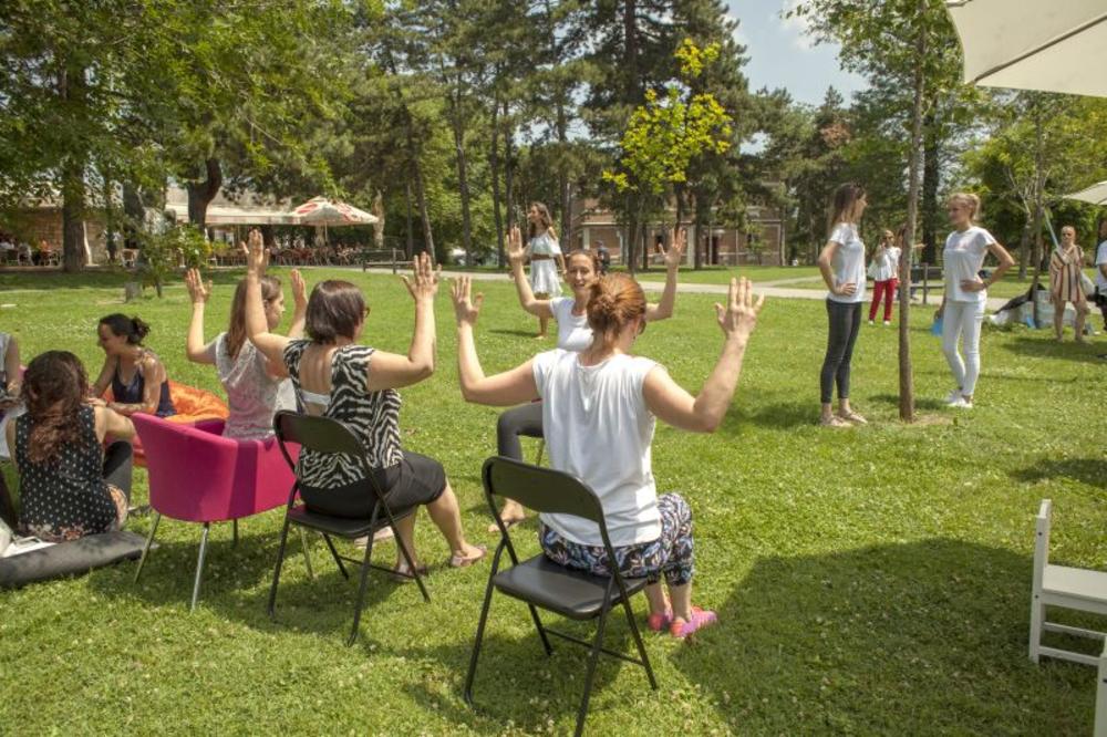 <p>I ove godine smo se družili na Tašmajdanu 22. i 23. juna na Piazzetti sreće. Bilo je pravo uživanje podeliti radost i sjajnu energiju sa svima koji su uživali u zelenom Tašmajdanu</p>