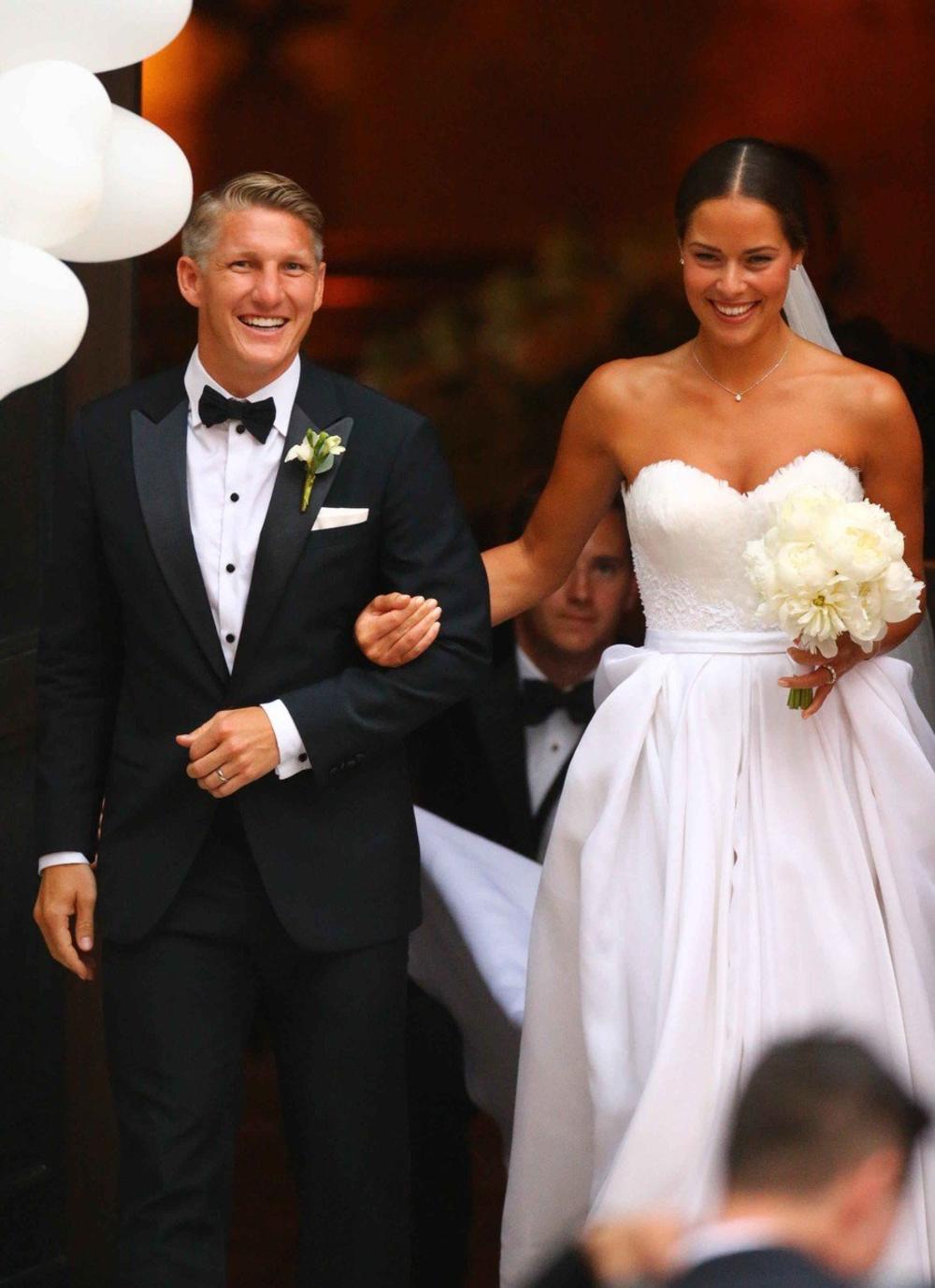 <p>Jedna od najlepših sportistkinja na svetu i kapiten nemačke fudbalske reprezentacije venčali su se na današnji dan pre tri godine.</p>