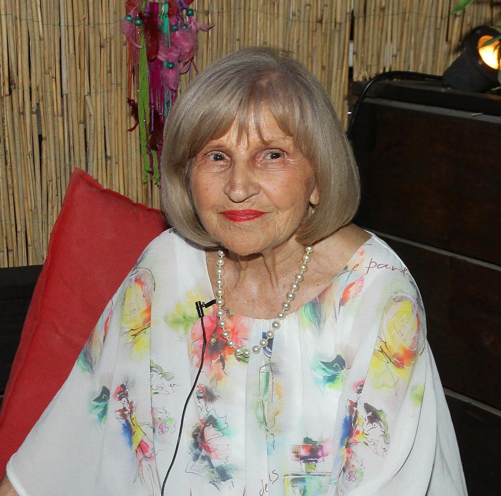 <p><strong>Mira Banjac</strong> je naša proslavljena glumica koja je i u 93. godini života prilično aktivna i posvećena glumi.</p>