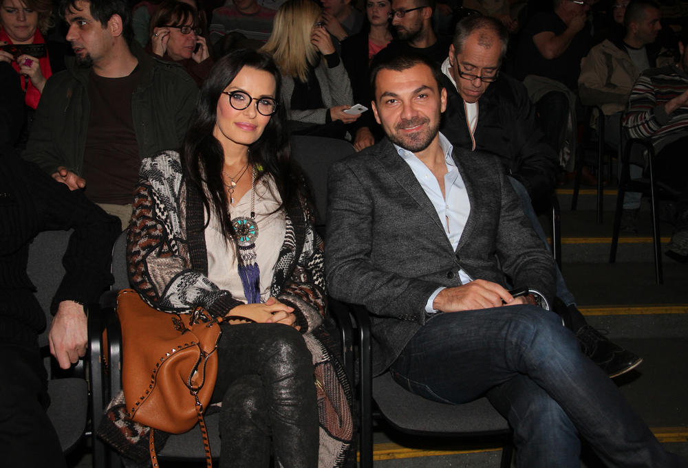 <p>Pre nekoliko dana, javnost je iznenađena vešću da se Jugoslav i Elena Karić razvode.</p>