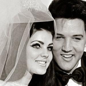 DALEKO JE OD ONE LEPOTICE IZ ŠEZDESETIH: Supruga Elvisa Prislija NEPREPOZNATLJIVA nakon brojnih estetskih zahvata