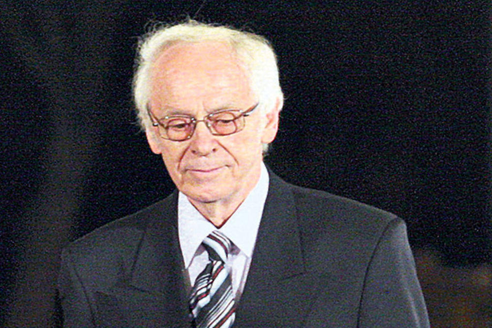 Nikola Simić rođen je na današnji dan, 18. maja 1934. godine