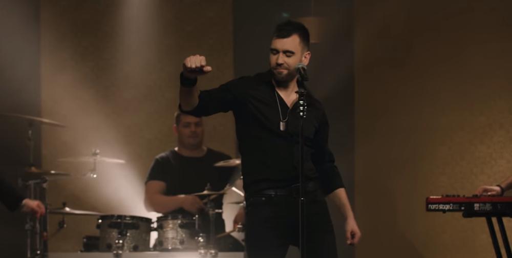 <p><br />
Lepa glumica i, nekada, voditeljka navodno je u drugom stanju.</p>