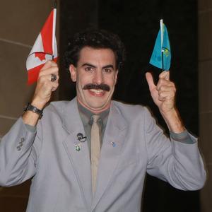 PORED NJEGA BI I BRED PIT IZGLEDAO SMEŠNO: Legendarni Borat je poznat kao kralj transformacija, ali OVO niko nije očekivao (FOTO)