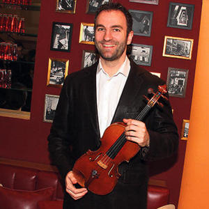 "UPOZNAJTE NIKOLU" Violinista Stefan Milenković POSTAO TATA divnog dečaka (FOTO)