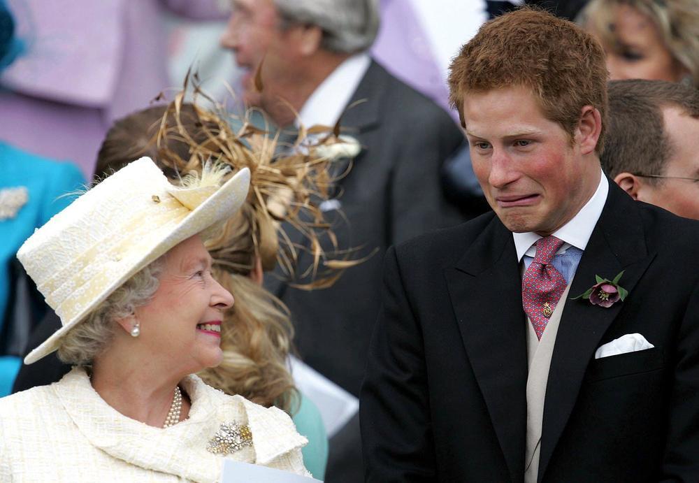 <p>Posle povlačenja Megan Markl i princa Harija sa kraljevskih dužnosti, cela britanska kraljevska porodica je povređena, ali prava istina je da se taj potez odavno naslućivao.</p>