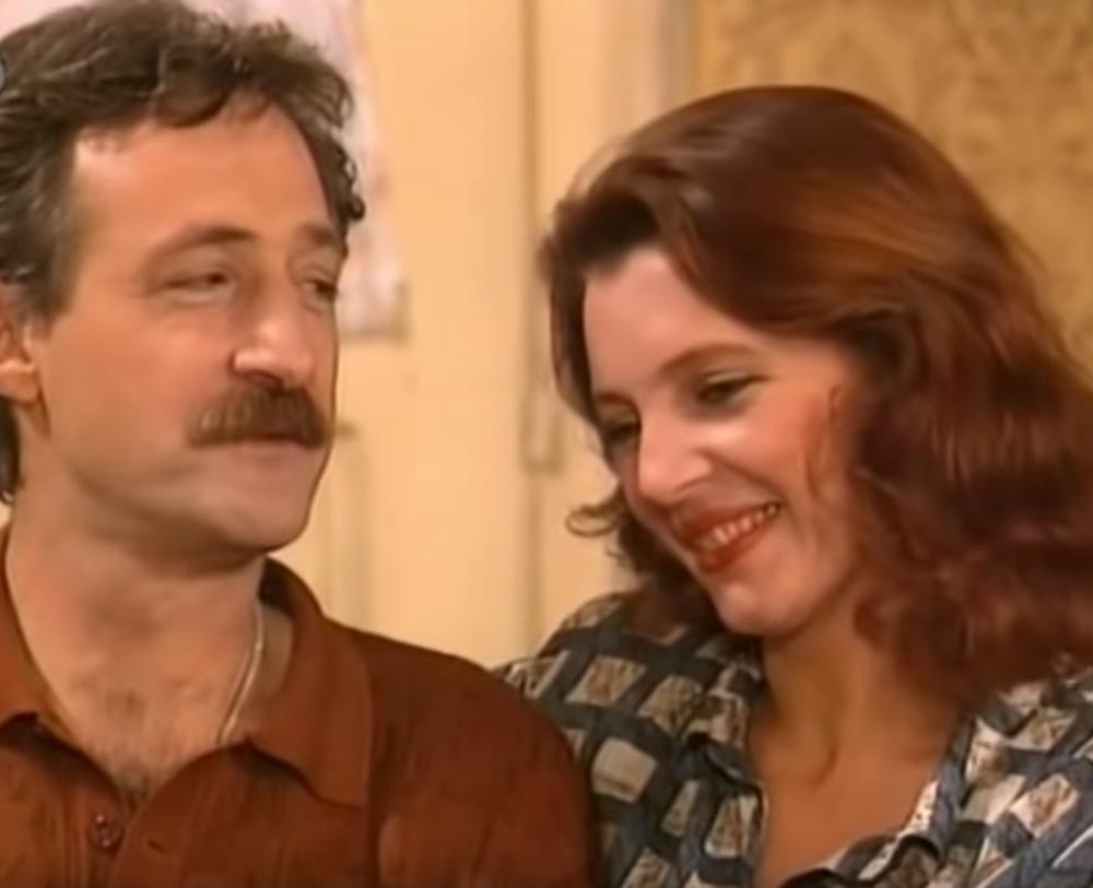 <p>Velika promena dogodila se u postavi serije "Srećni ljudi" kada su od glavnih uloga odustale Tanja Bošković i Dubravka Mijatović</p>