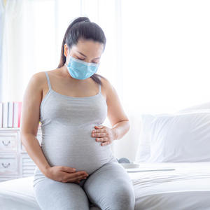 DETALJNO UPUTSTVO ZA (BUDUĆE) MAME: Evo kako trudnice i porodilje treba da se ponašaju tokom pandemija virusa korona
