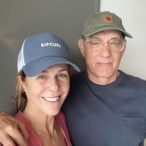 KONAČNO LEPE VESTI: Tom Henks i Rita Vilson pušteni iz bolnice