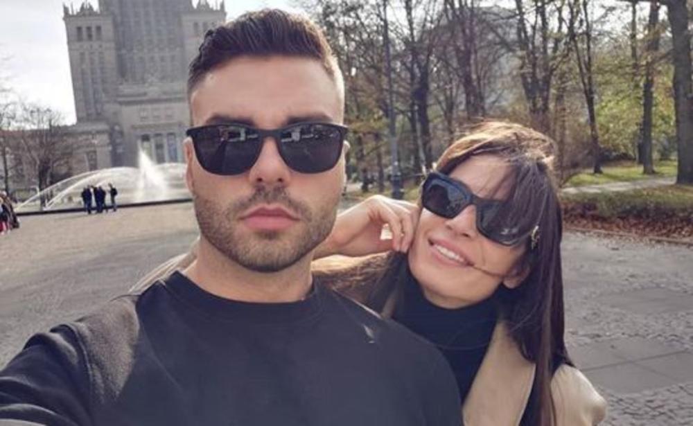 <p>Ivana Španović i Marko Vuleta se razvode nakon 2 godine braka, što je mnoge iznenadilo jer su delovali kao idiličan par.</p>