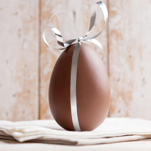 I DECA I ODRASLI ĆE SE ODUŠEVITI: Punjeno čokoladno jaje ― kremast i neobičan desert, gotov za 20 minuta (RECEPT)