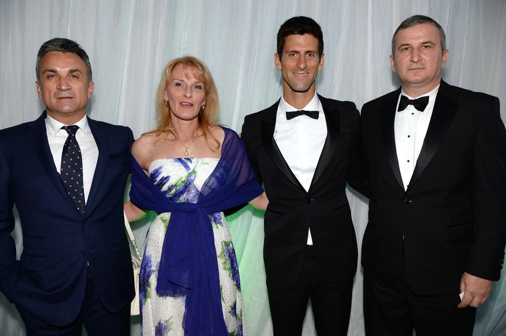 <p>Majka našeg najboljeg tenisera Novaka Đokovića ponosna je baka dvoje dece i ističe da uživa u njihovom društvu</p>