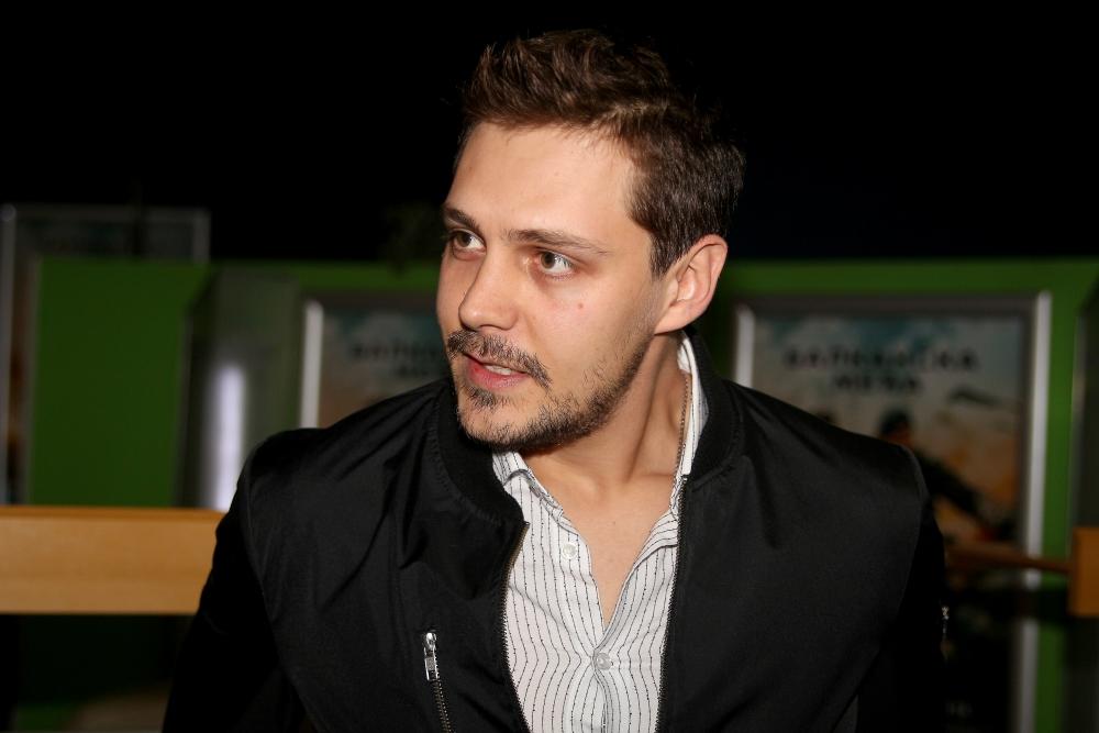 <p>Srpski glumac otvorio je dušu tokom razgovora s ruskim novinarima</p>