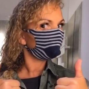 BEZ IGLE, KONCA I MUKE: Napravite prelepu i efikasnu zaštitnu masku za manje od JEDNOG MINUTA (VIDEO)
