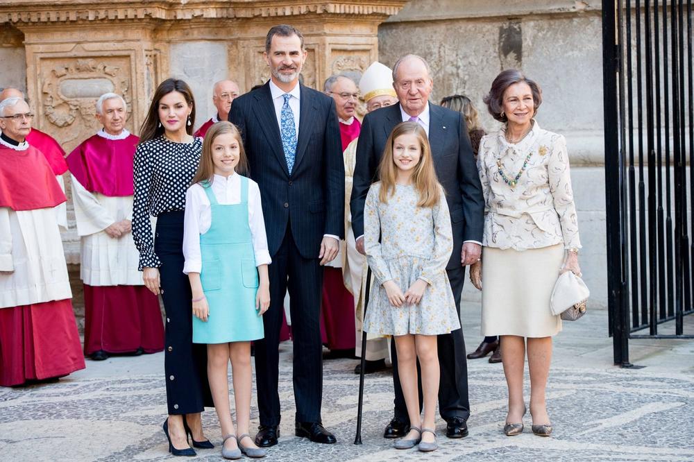 španska kraljevska porodica, Kralj Huan Karlos od Španije, kraljevska porodica