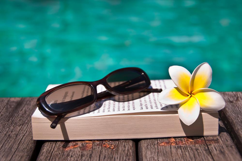 naočare za sunce, leto, letovanje, plaža, odmor, Aksesoari, knjiga