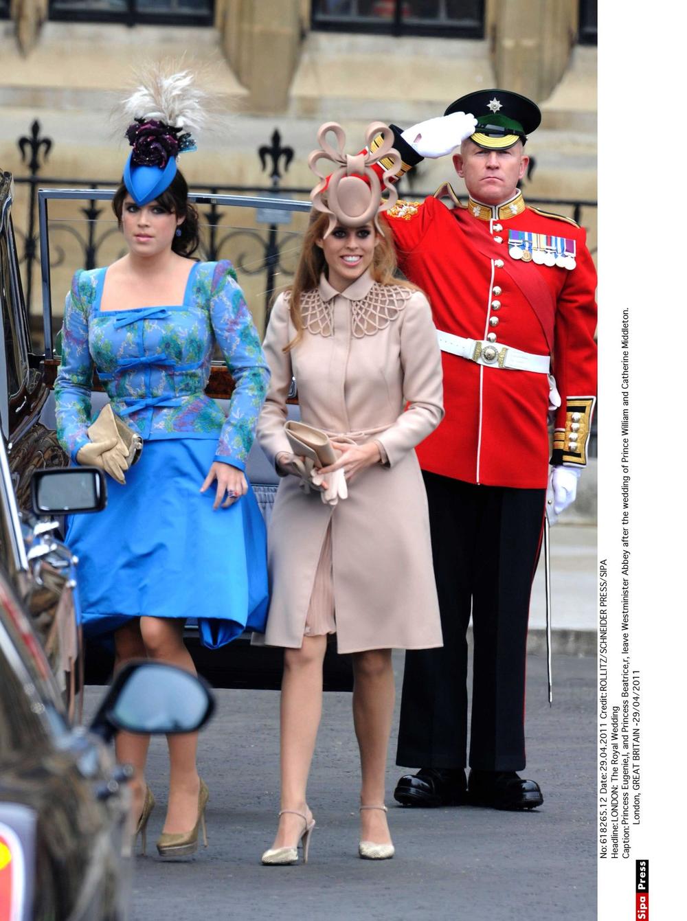 <p>Jedan od trenutaka koji je na venčanju princa Vilijama i Kejt Midlton 2011. privukao najviše pažnje definitivno je bilo pojavljivanje princeze Beatris, koja je nosila šešir za koji javnost nije mogla da se dogovori je li remek-delo ili — urnebesan</p>