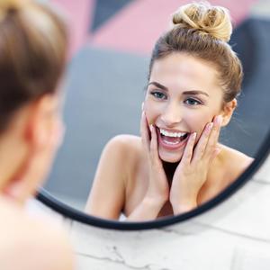 VAŠE LICE ZASLUŽUJE POSEBAN TRETMAN: Saznajte kako da regenerišete kožu uz blagu masažu!