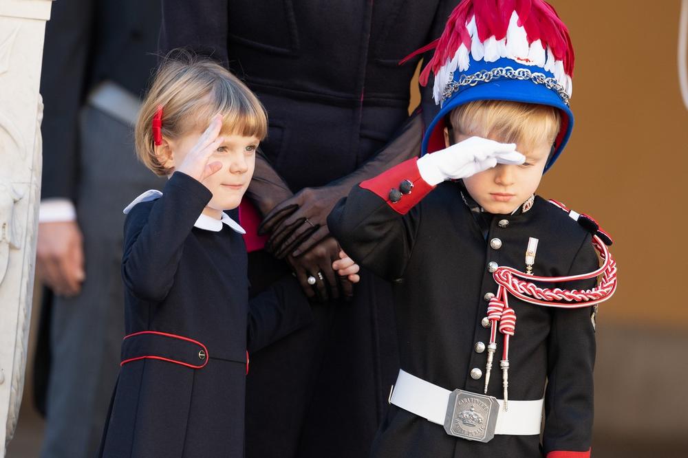 <p><strong>Princ Albert i princeza Šarlin od Monaka</strong> proveli su divan Uskrs sa svojom decom, blizancima Žakom i Gabrijelom.</p>