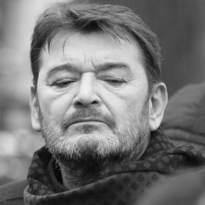 IZGUBIO JE BITKU SA STRAŠNOM BOLEŠĆU: Preminuo glumac Tihomir Arsić