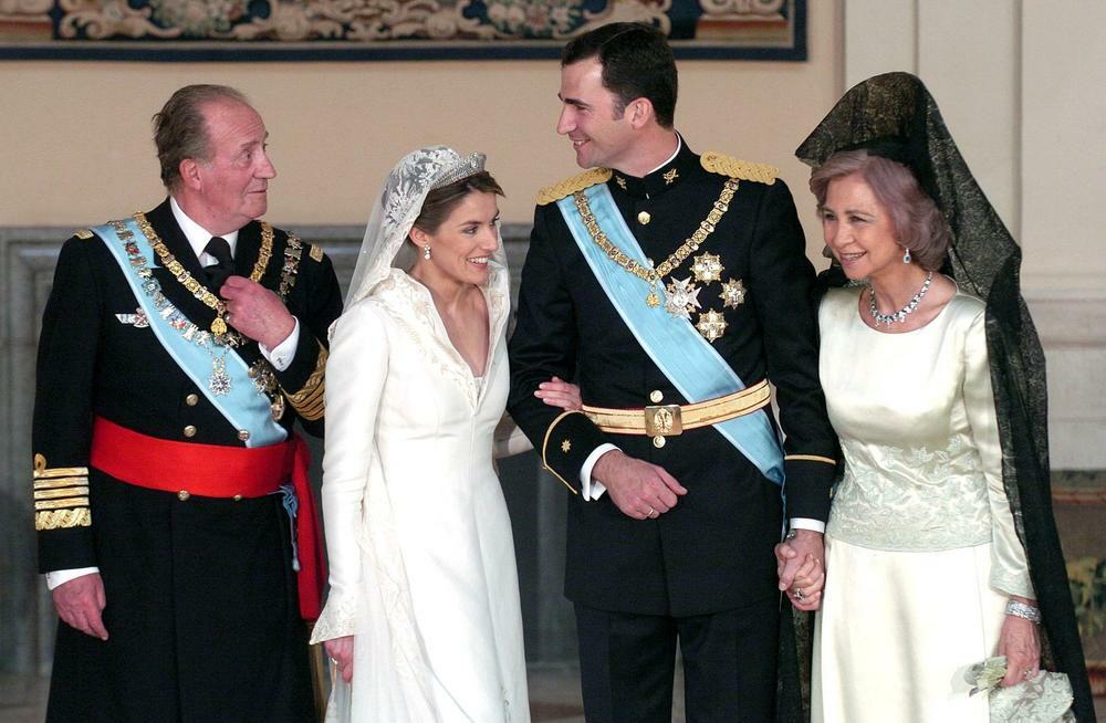 <p>Prvi par Španije proslaviće 22. maja 17. godišnjicu braka, a malo je poznato kako je vredna novinarka s neobičnom životnom pričom postala kraljica</p>