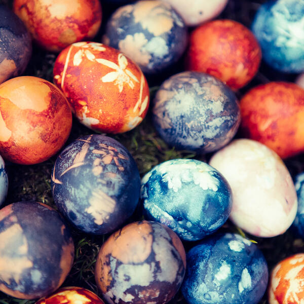 Prvi trik je NAJVAŽNIJI! Evo kako da vam NIJEDNO uskršnje jaje ne pukne prilikom kuvanja