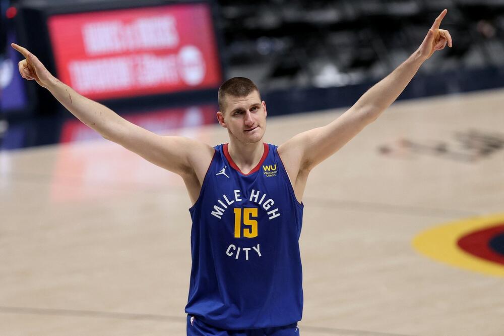 <p>Odluka da košarkaš NBA lige Nikola Jokić neće nastupiti za reprezentaciju Srbije mnoge je iznenadila i rastužila</p>