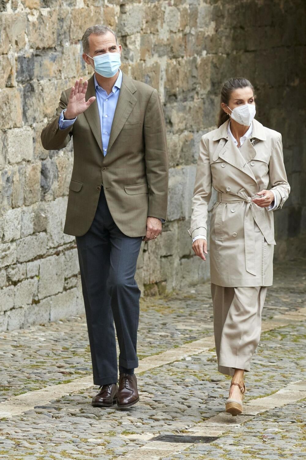 <p>Španski kraljevski par ponovo je glavna tema tamošnjih medija</p>