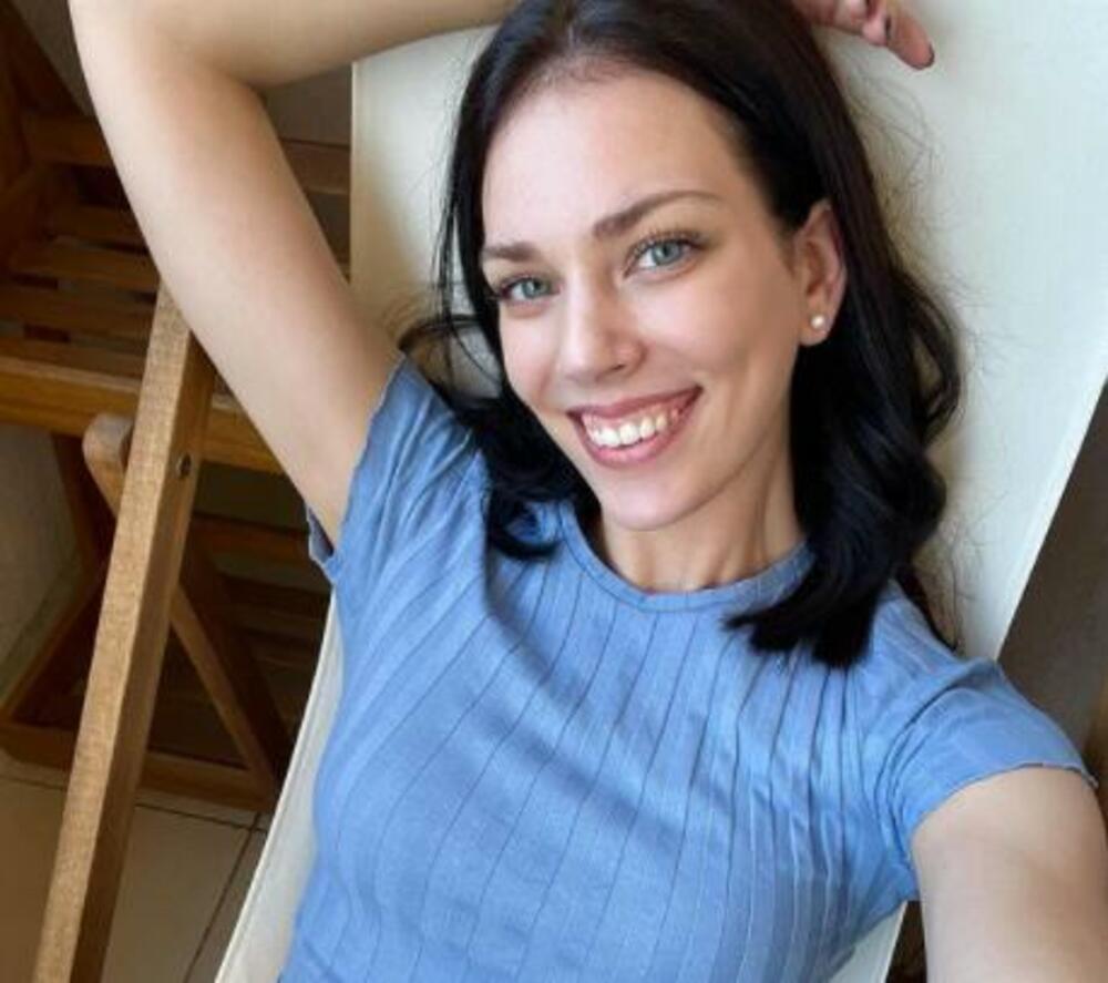 Istopićete se od slatkoće kada vidite kako izgleda bez sportske