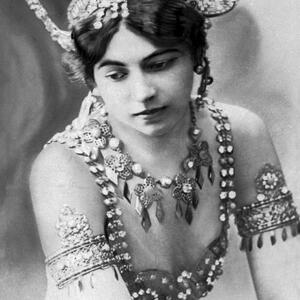 Igračica i kurtizana, pa motiv za filmove i muziku: Ko je bila Mata Hari, žena koja je obeležila svetsku istoriju?