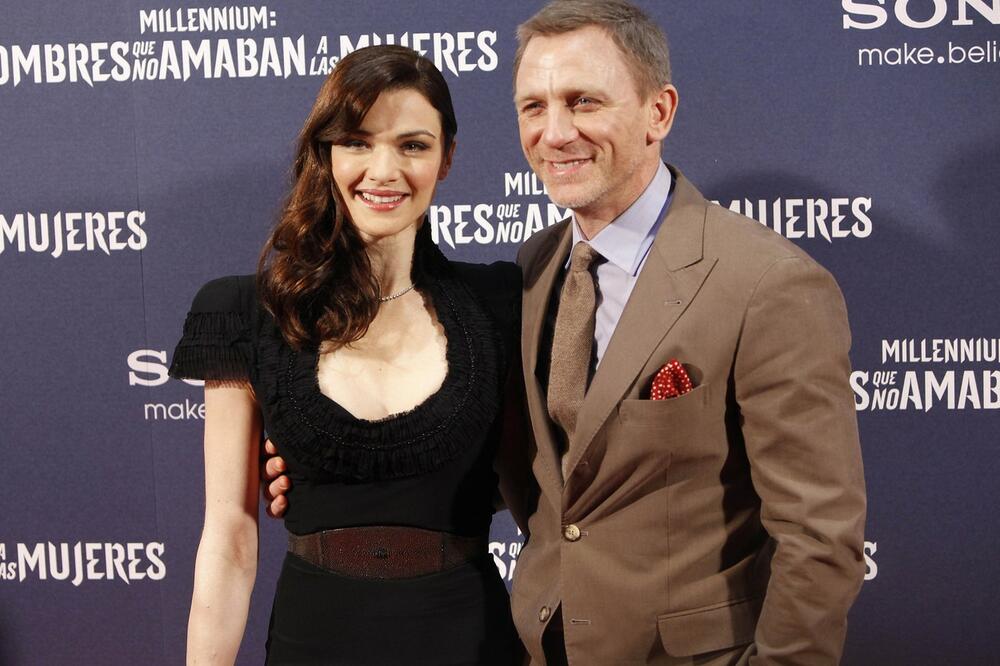 Danijel Krejg, Rejčel Vajs