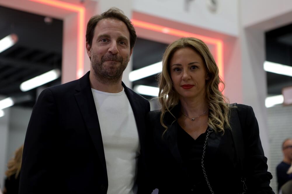 Glumac Gordan Kičić sa suprugom Zoranom na premijeri filma Nečista krv -  Greh predaka