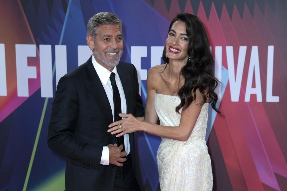 <p>Prelepa advokatica <strong>Amal Kluni</strong>, nakon duže medijske pauze, ponovo je na crvenim tepisima Evrope ― i naprosto blista!</p>