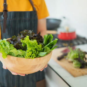 Zelena salata, pileći file i dresing: Pripremite najukusniju obrok salatu koju ćete želeti svaki dan na svojoj trpezi