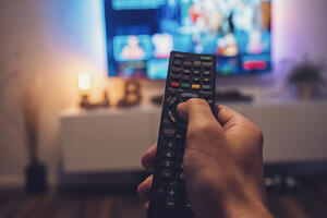 Ako "bindžujete" serije, ovo će vas zanimati: Često gledanje TV-a kod jedne grupe ima neočekivane posledice po mozak