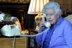 Spoljnim stepenicama se ušunjala i tu ostala celu noć: Kako je kraljica Elizabeta neočekivano provela noć u kafani?