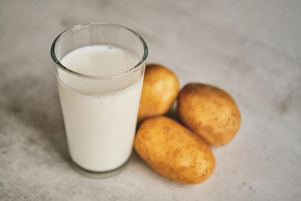 Mleko od krompira, Mleko, Krompirovo mleko