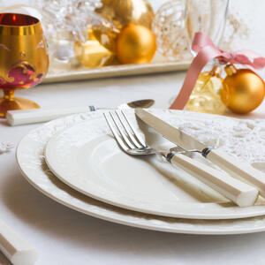 Topi se u ustima i sprema se bez pečenja: Beli slani rolat je savršen izbor za božićnu trpezu