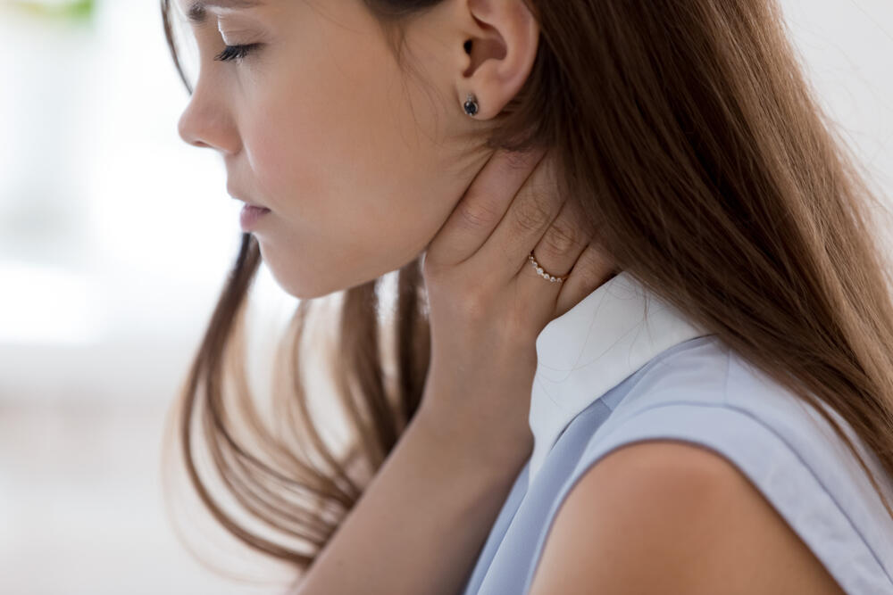 Bol u grlu nije jedini očigledan simptom gnojne angine