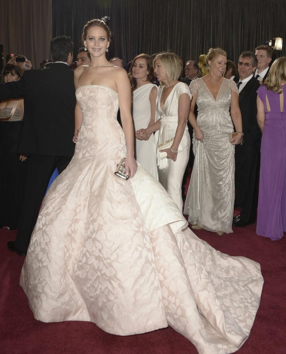 Najskuplju haljinu u istoriji Oskara nosila je Dženifer Lorens