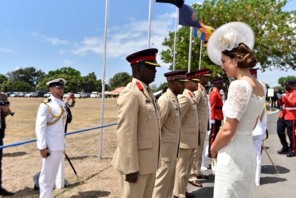 <p>Kejt Midlton i princ Vilijam poslednji dan na Jamajci proveli su baš kao što su to 60 godina ranije uradili kraljica Elizabeta i princ Filip — u svakom smislu!</p>